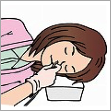 【京都・大宮】にしかわ内科医院では内視鏡を鼻から挿入します。力を抜いて楽にしてください。口は自由に動かせますので、検査中にも医師と会話ができます。患者様の状態を確認しながら検査をすすめていきます。